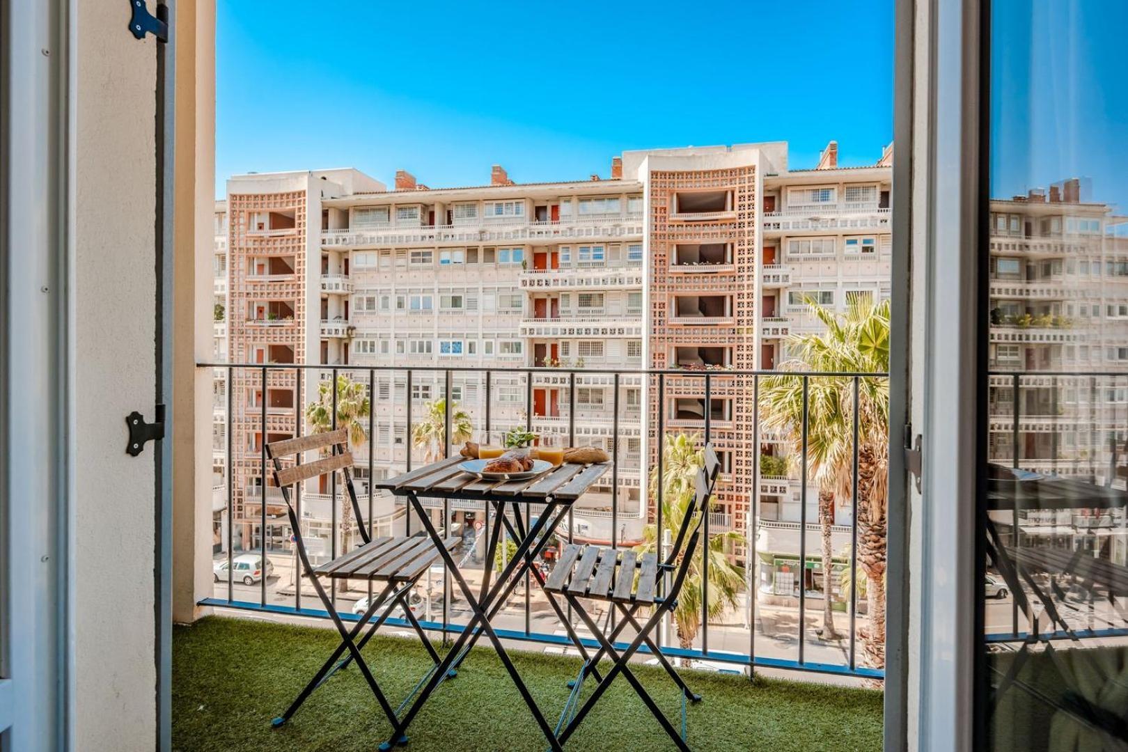 Apartment Le Mayol - T3 Clim & Balcon
